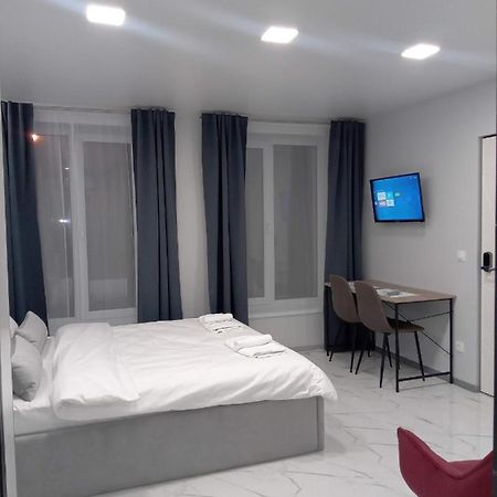 Pure Apartments Vip 4 Lviv Kültér fotó
